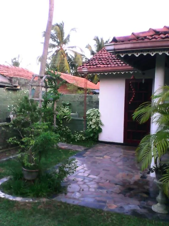 Corundum Breeze Negombo Hotel 4*,  Sri Lanka