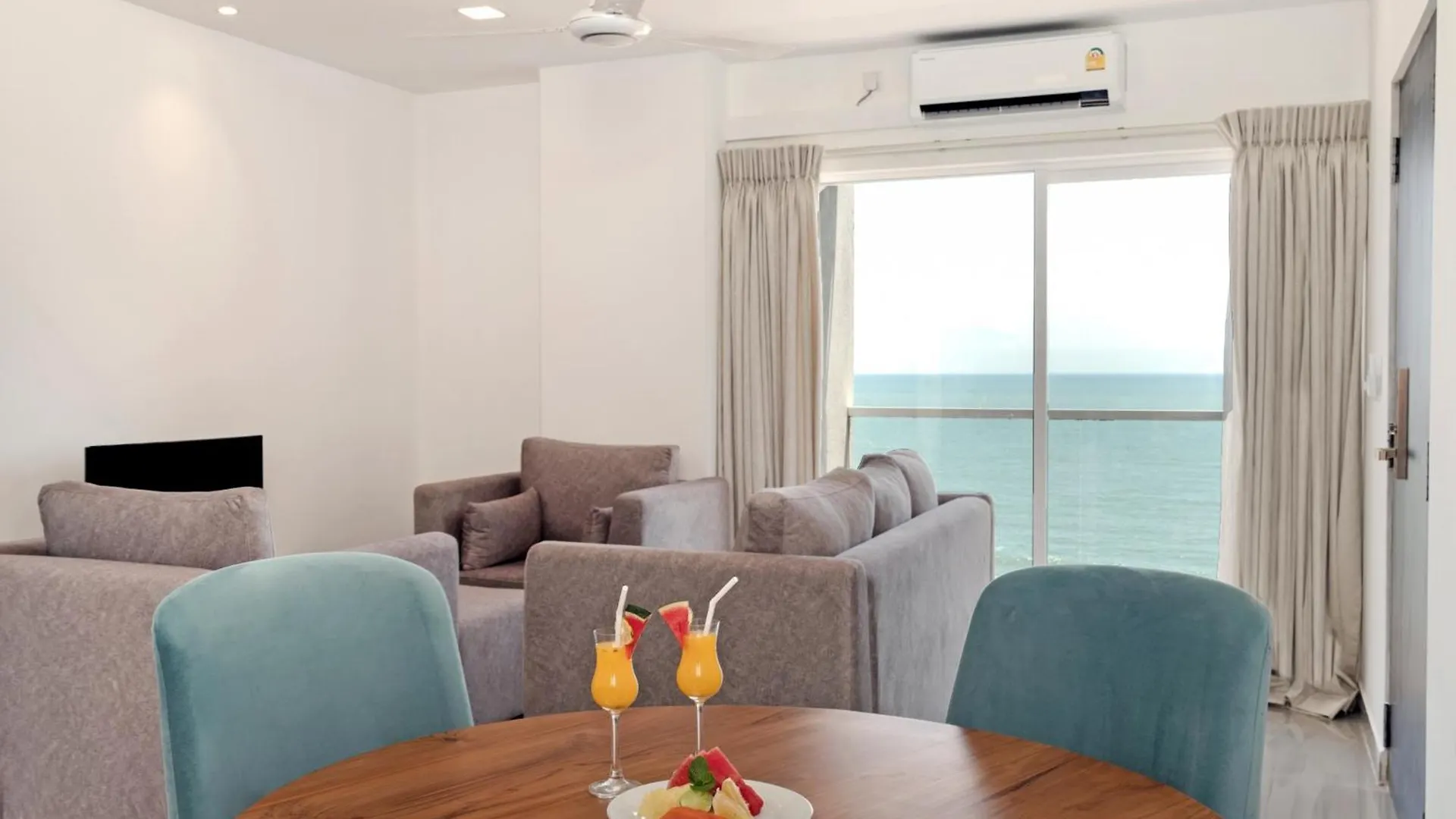 Corundum Breeze Negombo酒店 尼甘布